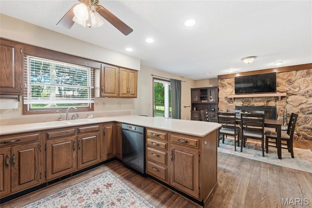 1916 Duke Street Edwardsville, IL 62025 - Photo 14 of 44