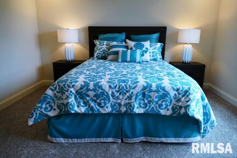 1301 Kingsbury Road Washington, IL 61571 - Photo 23 of 36 Gallery Image 23