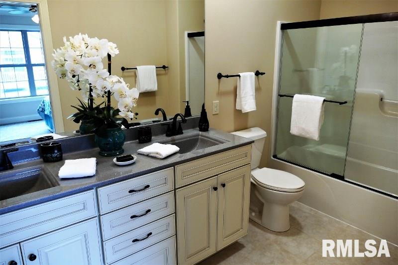 1301 Kingsbury Road Washington, IL 61571 - Photo 25 of 36 Gallery Image 25