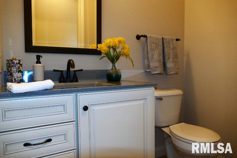 1301 Kingsbury Road Washington, IL 61571 - Photo 28 of 36 Gallery Image 28