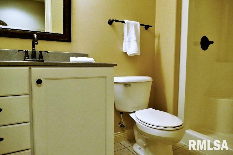 1301 Kingsbury Road Washington, IL 61571 - Photo 32 of 36 Gallery Image 32