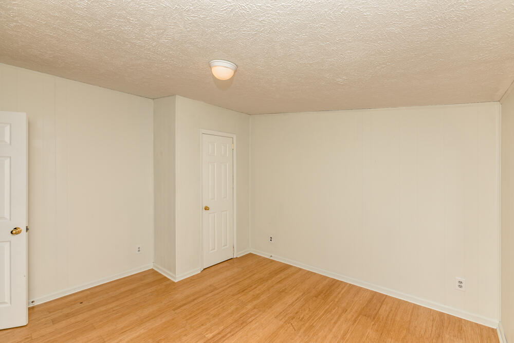 2060 Cedar Road Stamping Ground, KY 40379 - Photo 32 of 37 Bedroom