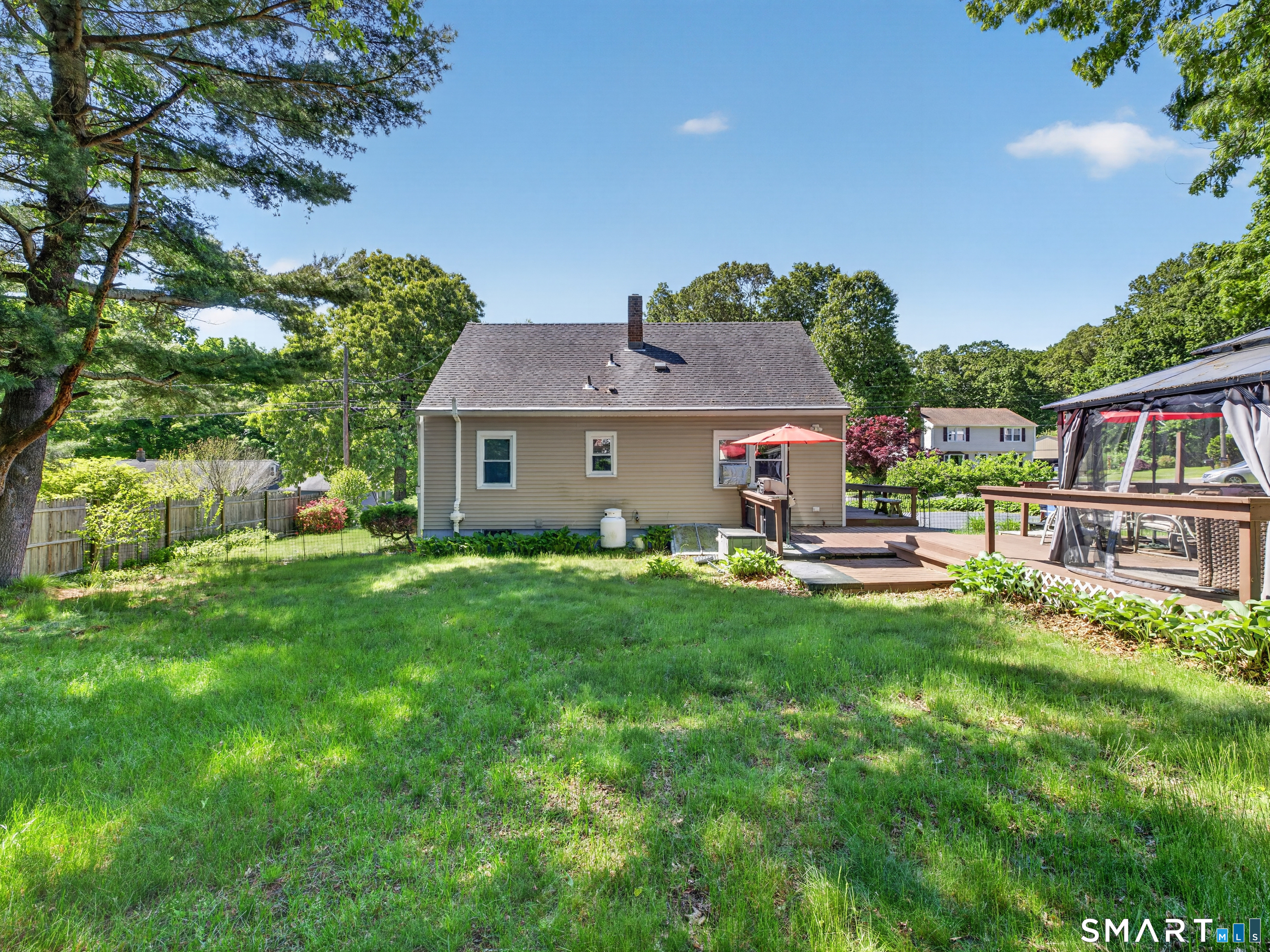 14 Oakwood Lane Clinton, CT 06413 - Photo 34 of 40