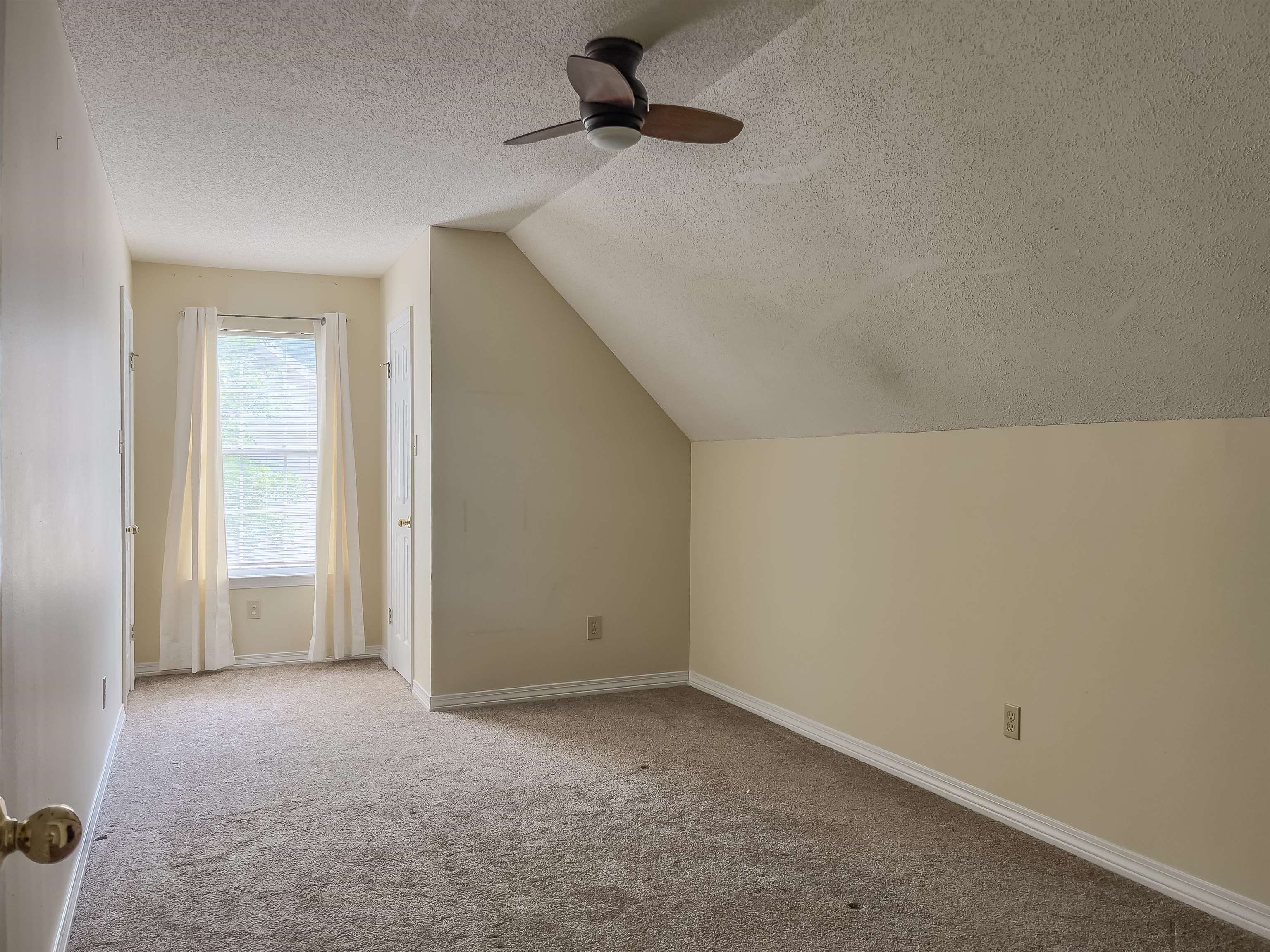 133 Lakeview Loop Daphne, AL 36526 - Photo 12 of 21