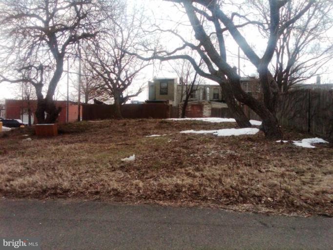 A Street Southeast Washington, DC 20002 - Photo 2 of 2 a view of backyard of house