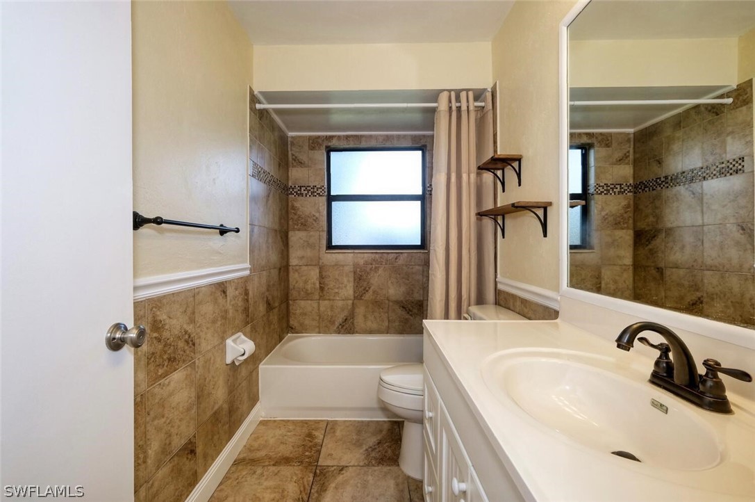 9041 Pineapple Road Fort Myers, FL 33967 - Photo 20 of 35 Gallery Image 20