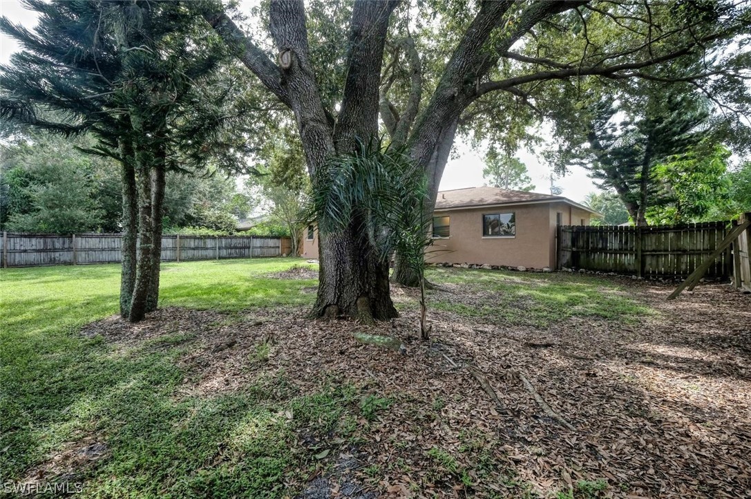 9041 Pineapple Road Fort Myers, FL 33967 - Photo 34 of 35 Gallery Image 34