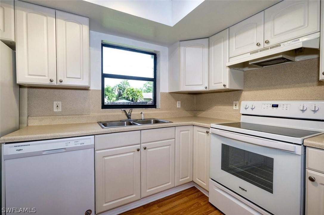9041 Pineapple Road Fort Myers, FL 33967 - Photo 9 of 35 Gallery Image 9