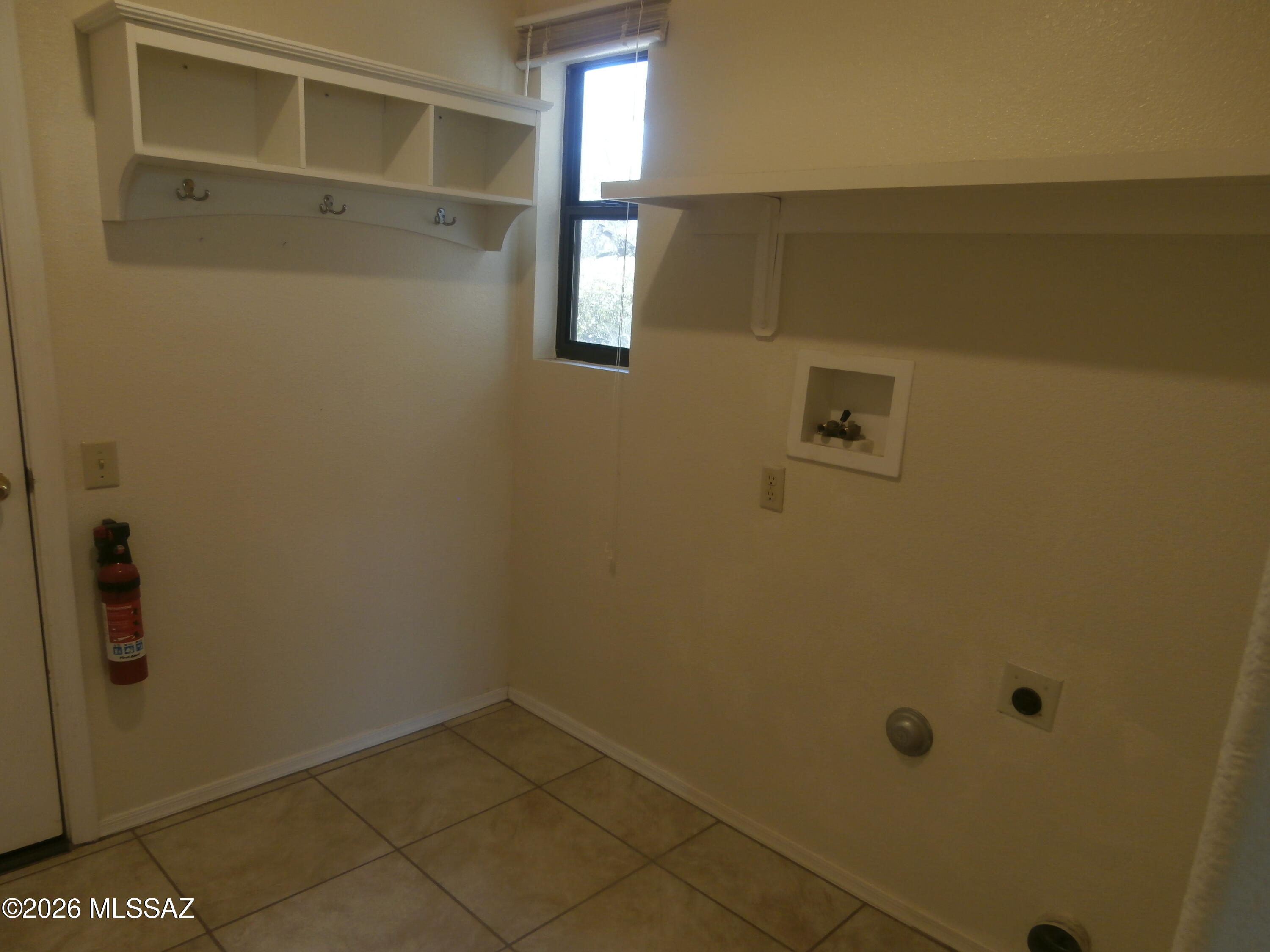 948 West Ashworth Road Green Valley, AZ 85614 - Photo 18 of 21 Laundry Room