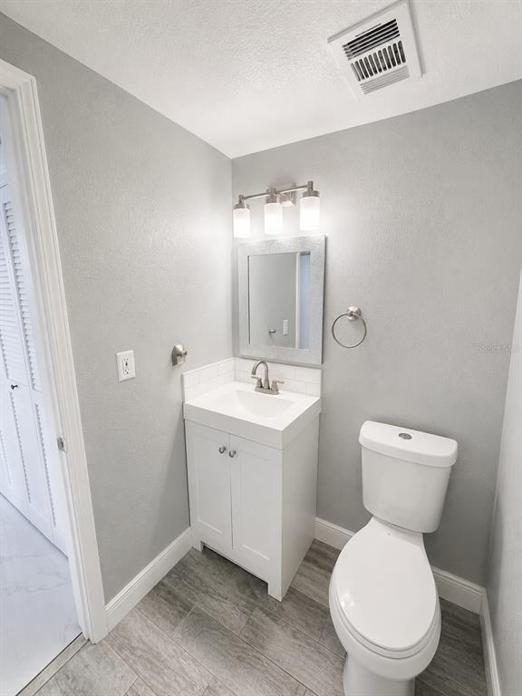5124 Springwood Drive Tampa, FL 33624 - Photo 16 of 24