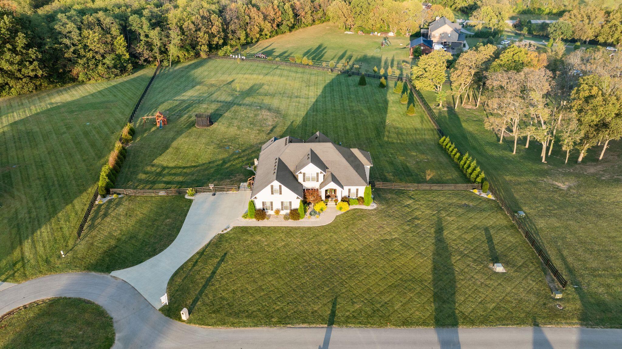 2040 Boonedale Road Versailles, KY 40383 - Photo 3 of 54 18_DJI_20240917065537_0019_D