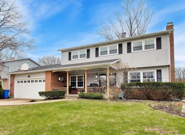 $575,000 | 1111 East Greenwood Drive, Mount Prospect, IL 60056