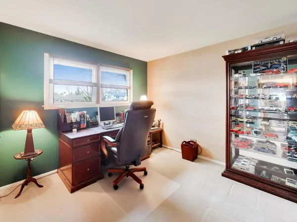 $575,000 | 1111 East Greenwood Drive, Mount Prospect, IL 60056