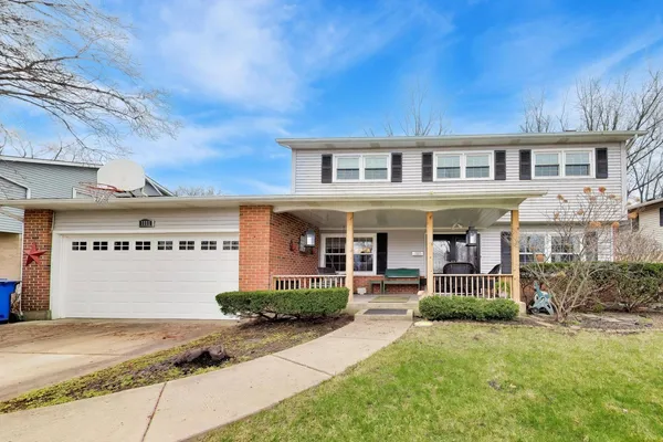 $575,000 | 1111 East Greenwood Drive, Mount Prospect, IL 60056