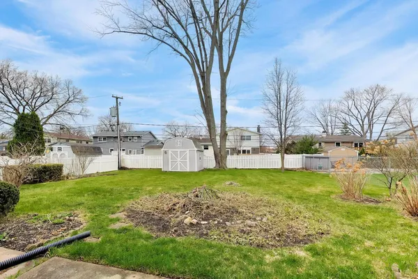 $575,000 | 1111 East Greenwood Drive, Mount Prospect, IL 60056