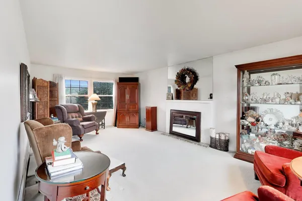 $575,000 | 1111 East Greenwood Drive, Mount Prospect, IL 60056