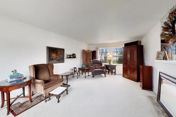 $575,000 | 1111 East Greenwood Drive, Mount Prospect, IL 60056