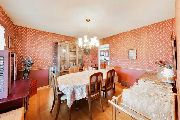 $575,000 | 1111 East Greenwood Drive, Mount Prospect, IL 60056