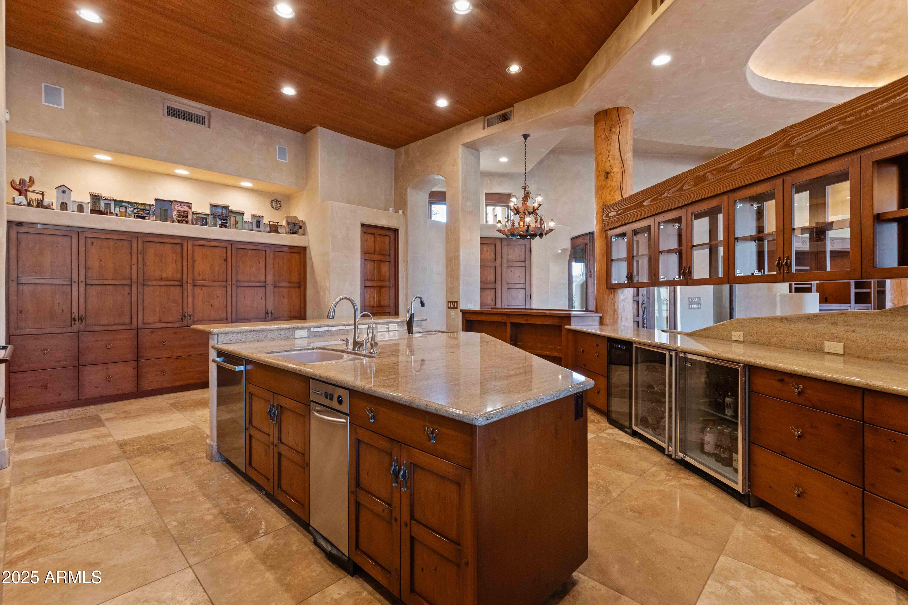 3307 North Mountain View Road Apache Junction, AZ 85119 - Photo 13 of 42 5E8A5333