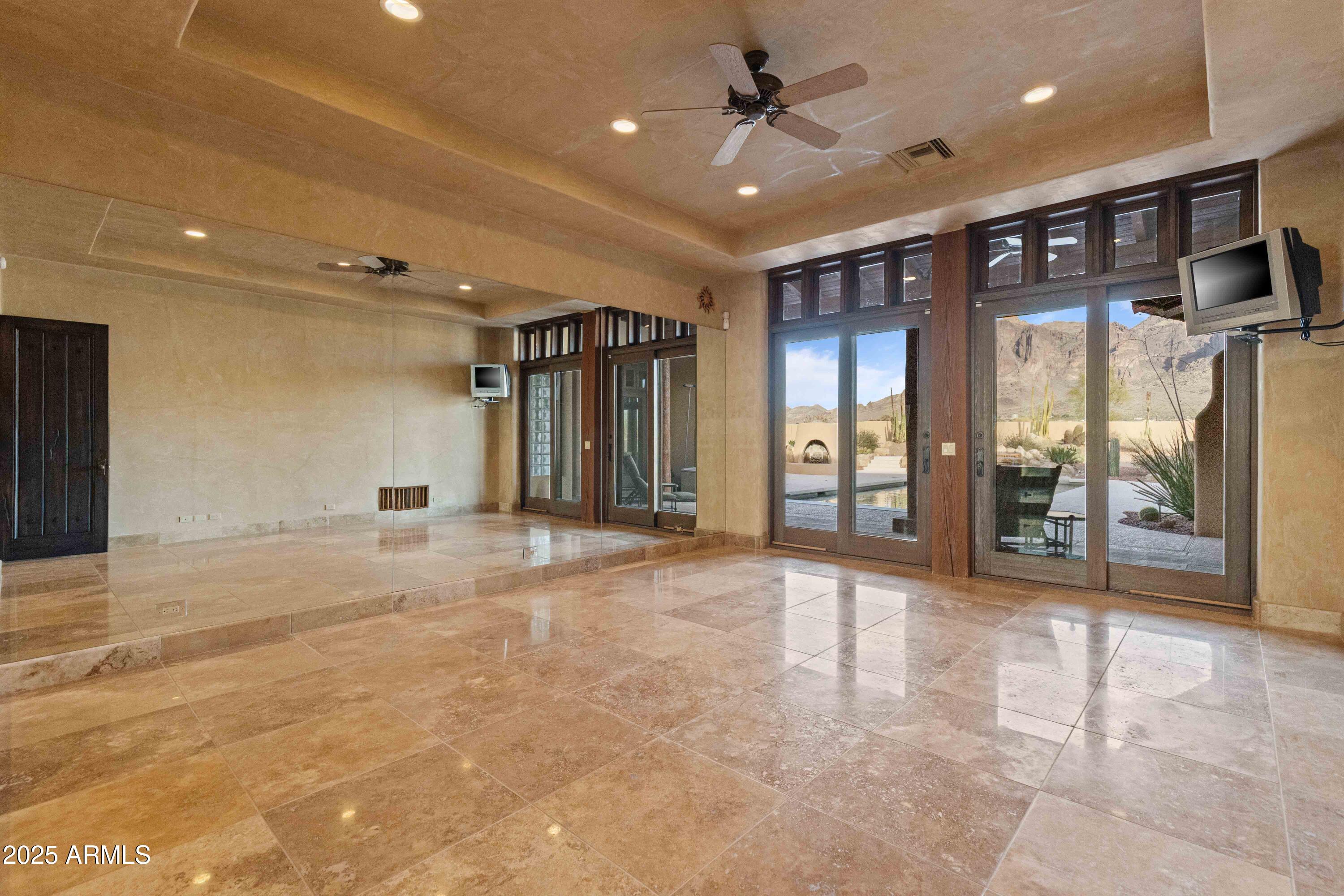 3307 North Mountain View Road Apache Junction, AZ 85119 - Photo 23 of 42 5E8A5374