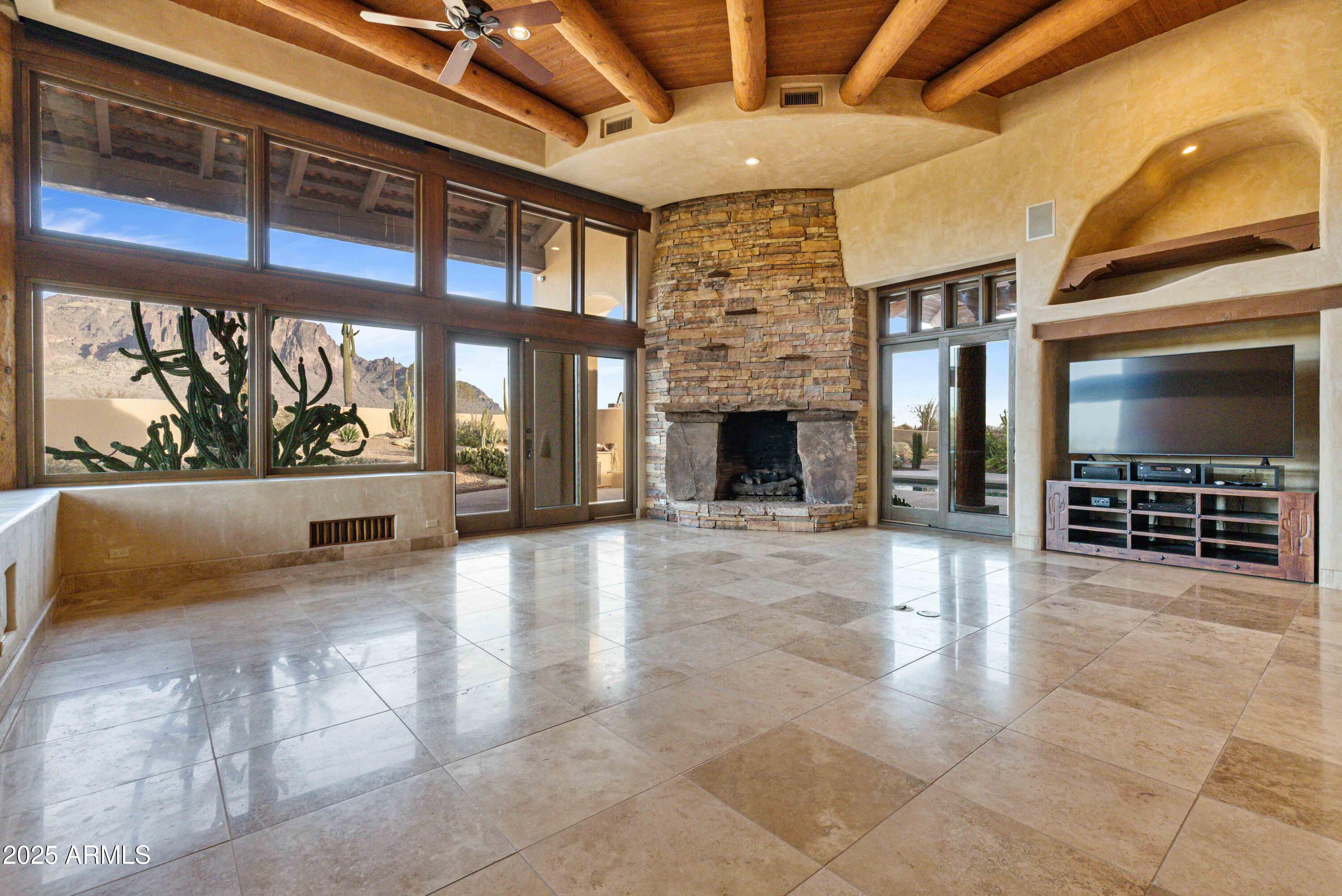 3307 North Mountain View Road Apache Junction, AZ 85119 - Photo 9 of 42 5e8a5239