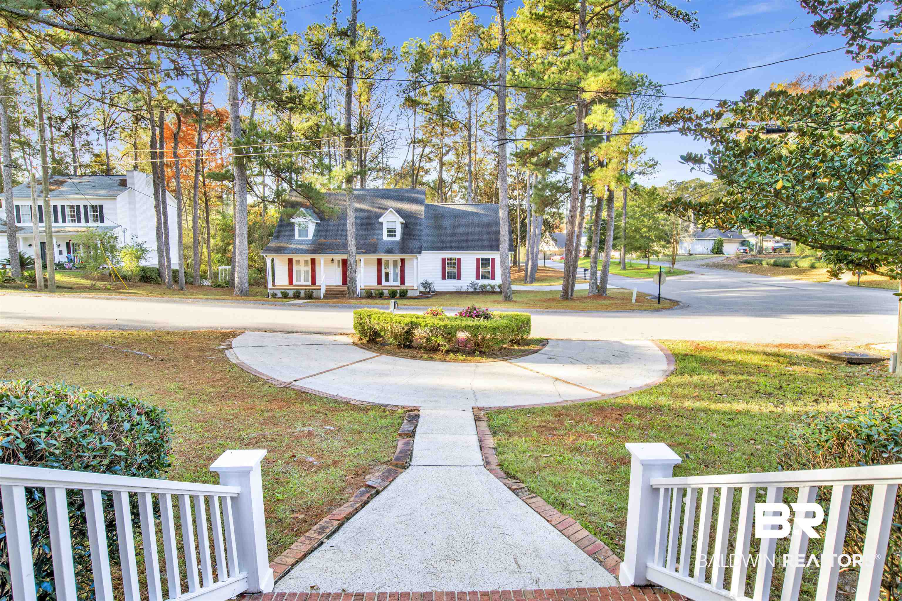 105 Lakeview Loop Daphne, AL 36526 - Photo 3 of 29 Gallery Image 3