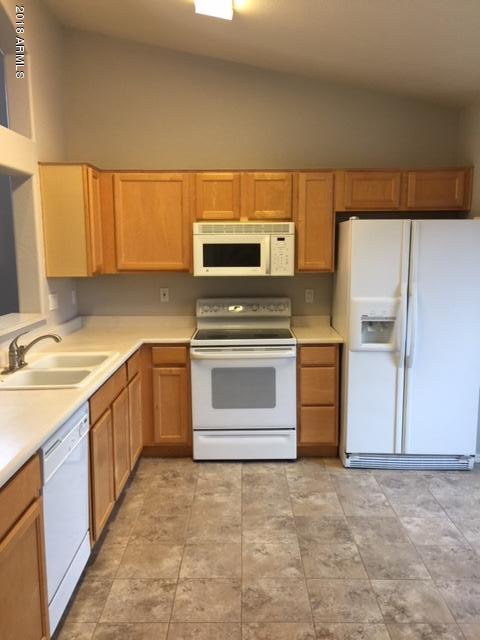 2031 South Rennick Drive Apache Junction, AZ 85120 - Photo 2 of 10 ren1