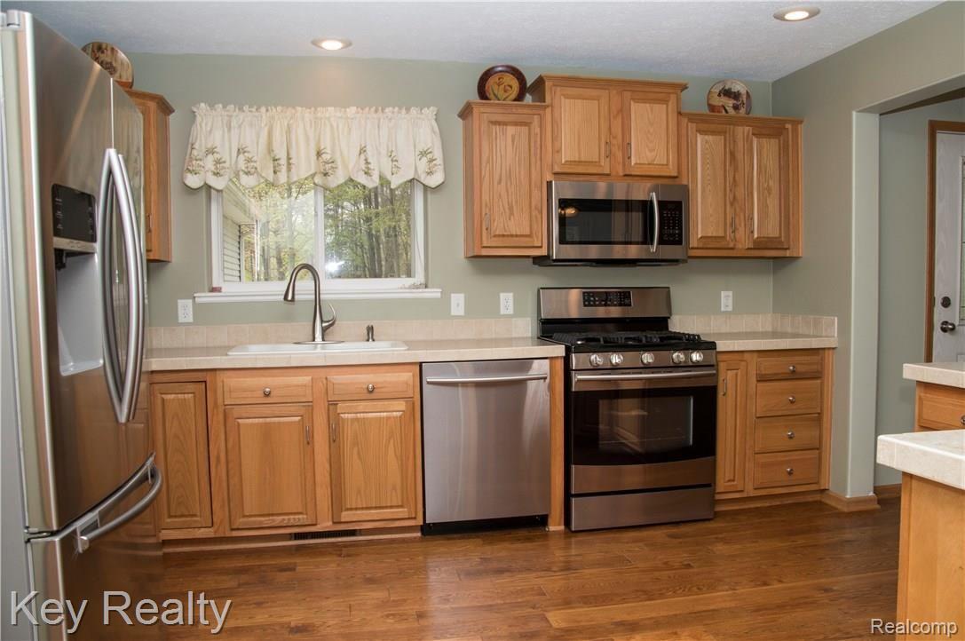 13814 Sumpter Road Carleton, MI 48117 - Photo 3 of 42 Sumpter03.jpg