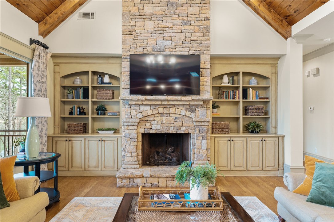 1242 Edgewater Trail Toccoa, GA 30577 - Photo 7 of 50