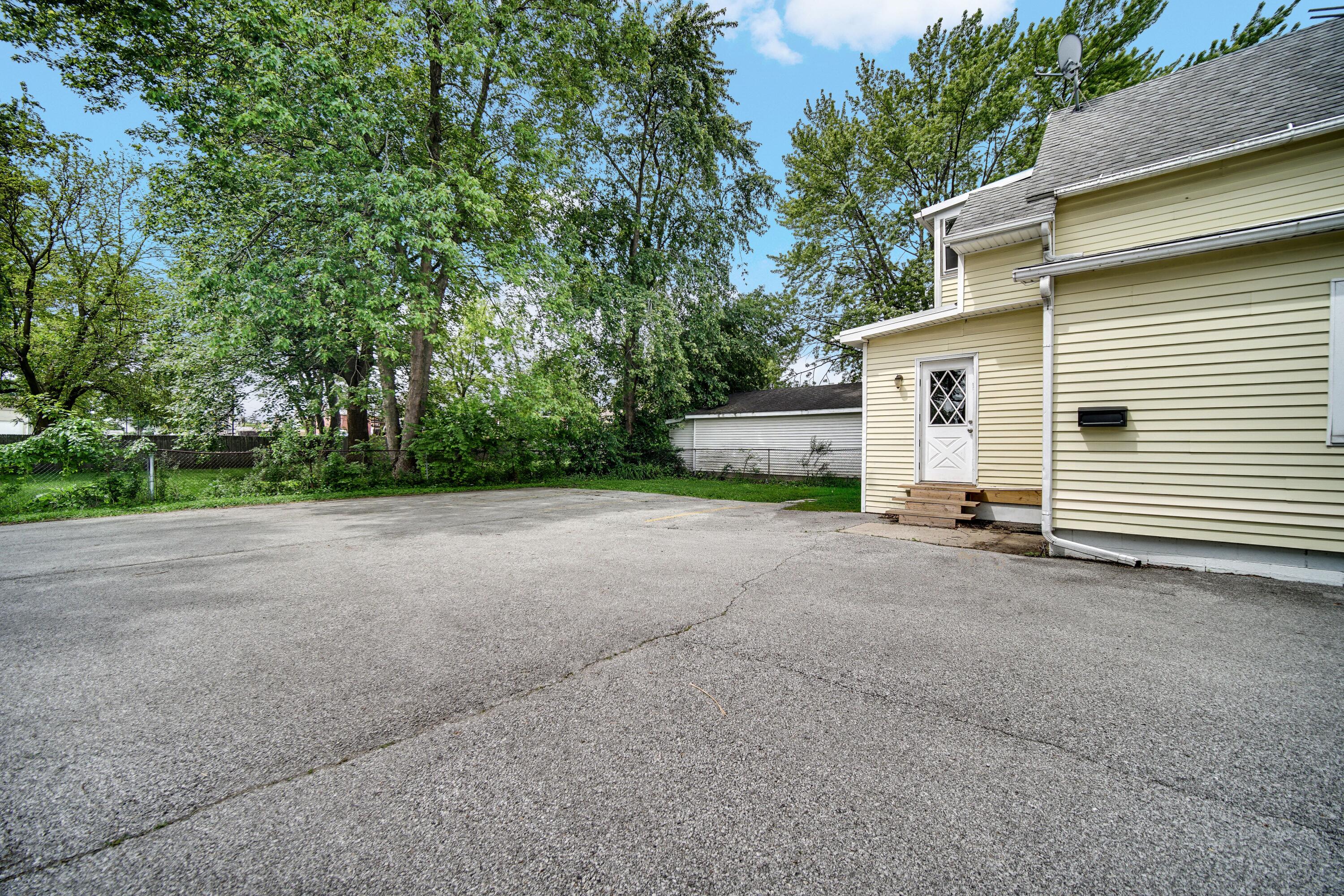 217 East North Street Crown Point, IN 46307 - Photo 13 of 13 3000x2000