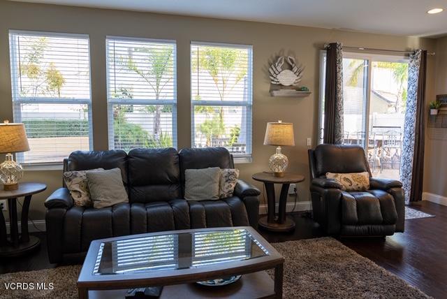 1282 Inca Drive Oxnard, CA 93030 - Photo 17 of 55 IMG_2954