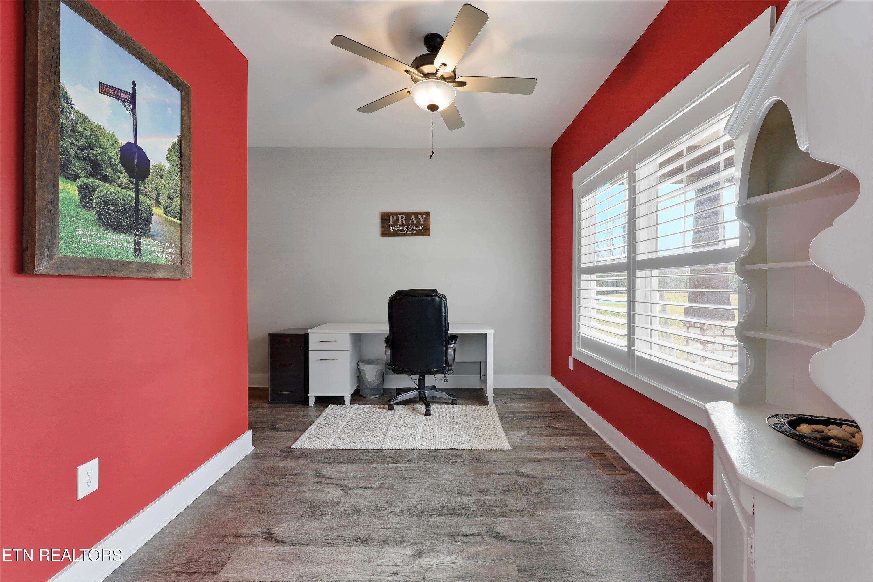 9332 Arlington Ridge Way Powell, TN 37849 - Photo 23 of 47 OFFICE