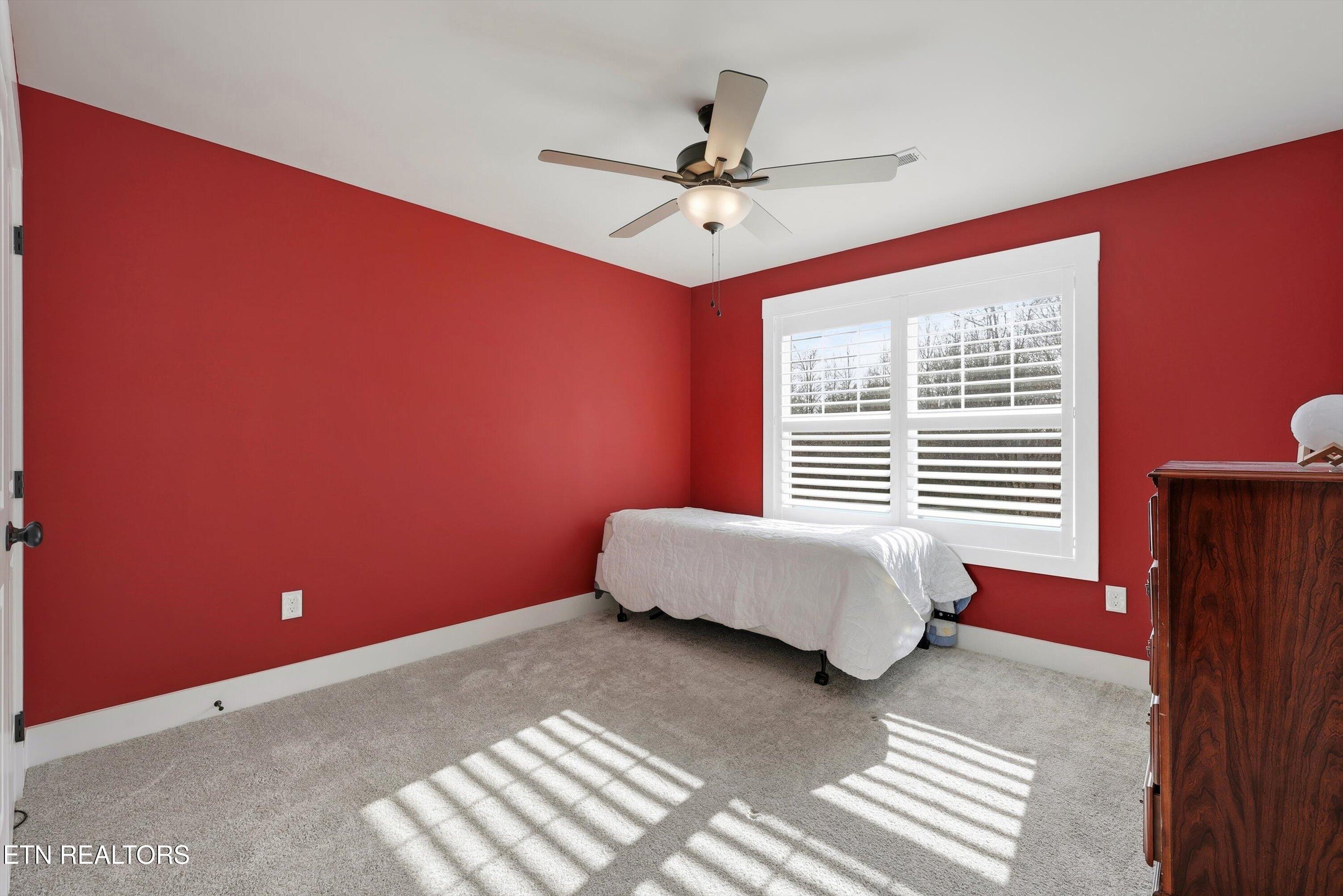 9332 Arlington Ridge Way Powell, TN 37849 - Photo 38 of 47 GUEST BEDROOM