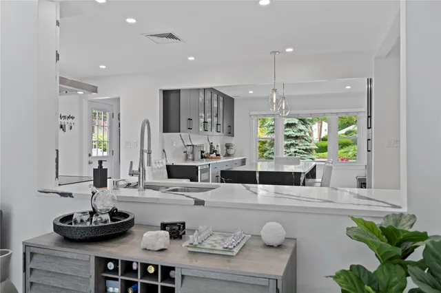 $995,000 | 1 Bennett Avenue, Huntington, NY 11746