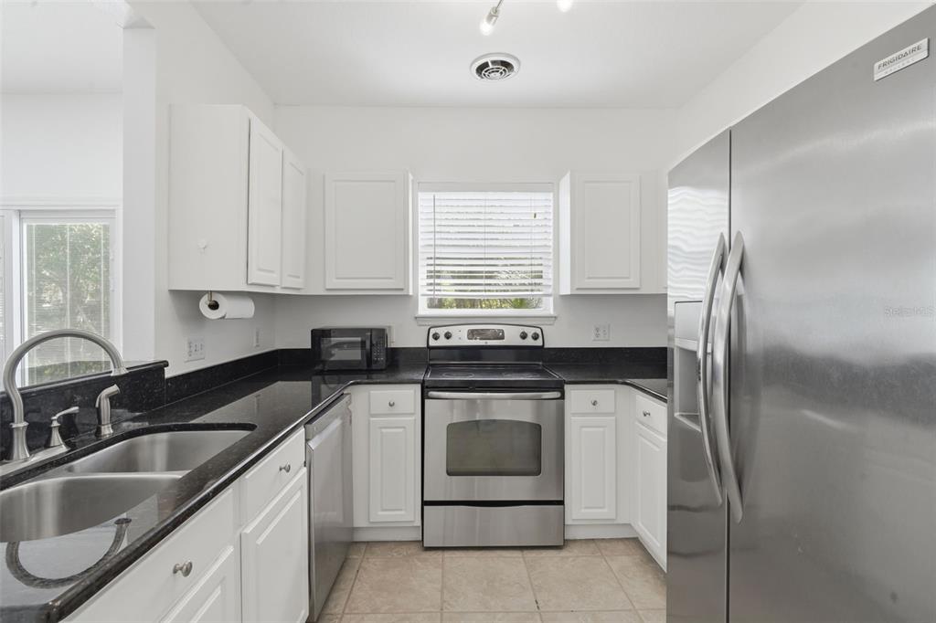 1406 East Ridgewood Street Orlando, FL 32803 - Photo 10 of 22
