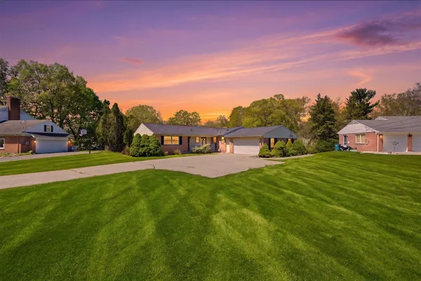 $540,000 | 2143 Osceola Drive Southeast, Grand Rapids, MI 49506