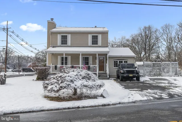 $449,999 | 94 Groveville Road, Trenton, NJ 08620
