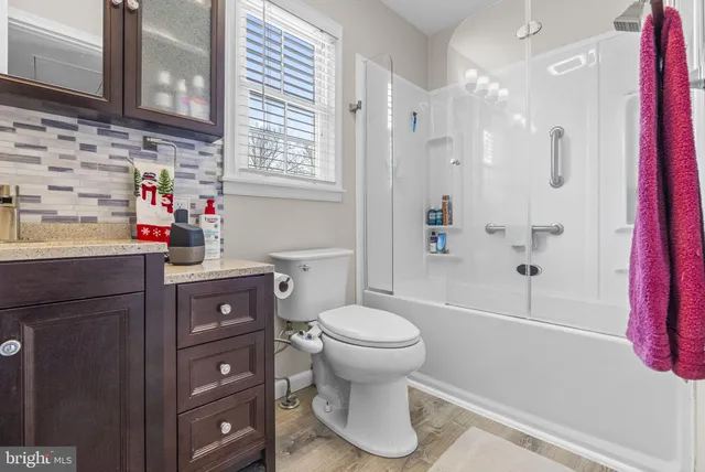 $449,999 | 94 Groveville Road, Trenton, NJ 08620