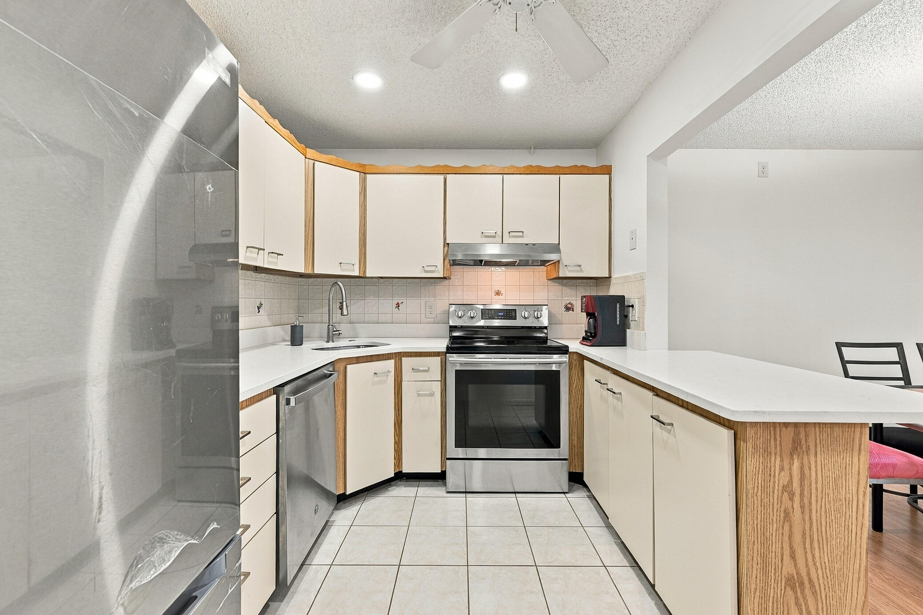 313 Pine Ridge Circle, Unit C2 Greenacres, FL 33463 - Photo 9 of 35 Kitchen Area