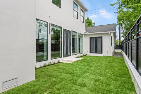 $1,599,000 | 4814 Locust Street, Bellaire, TX 77401