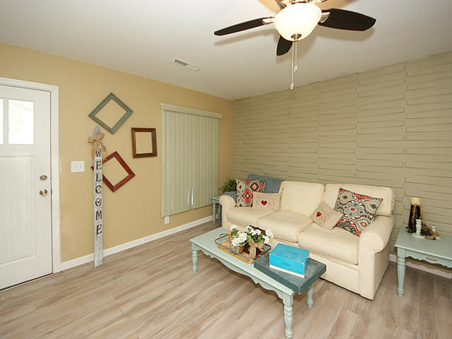 114 Marion Road Summerville, SC 29486 - Photo 4 of 30 04