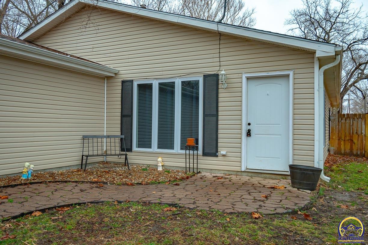 13918 Railroad Street Perry, KS 66073 - Photo 3 of 34 Gallery Image 3