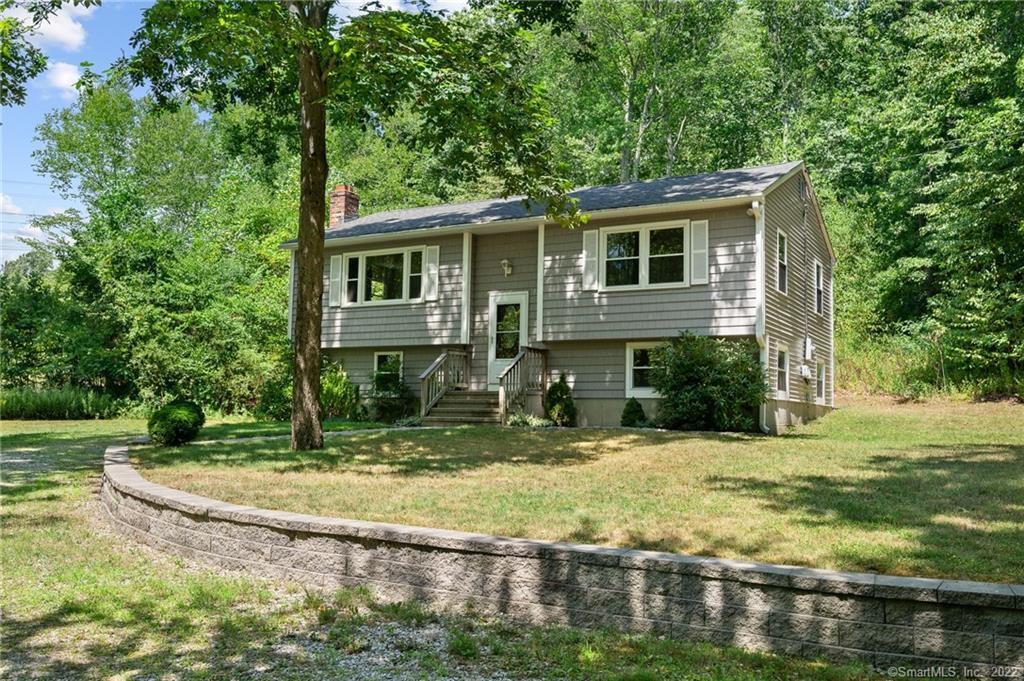 355 Boston Post Road Waterford, CT 06385 - Photo 1 of 1 Gallery Image 1