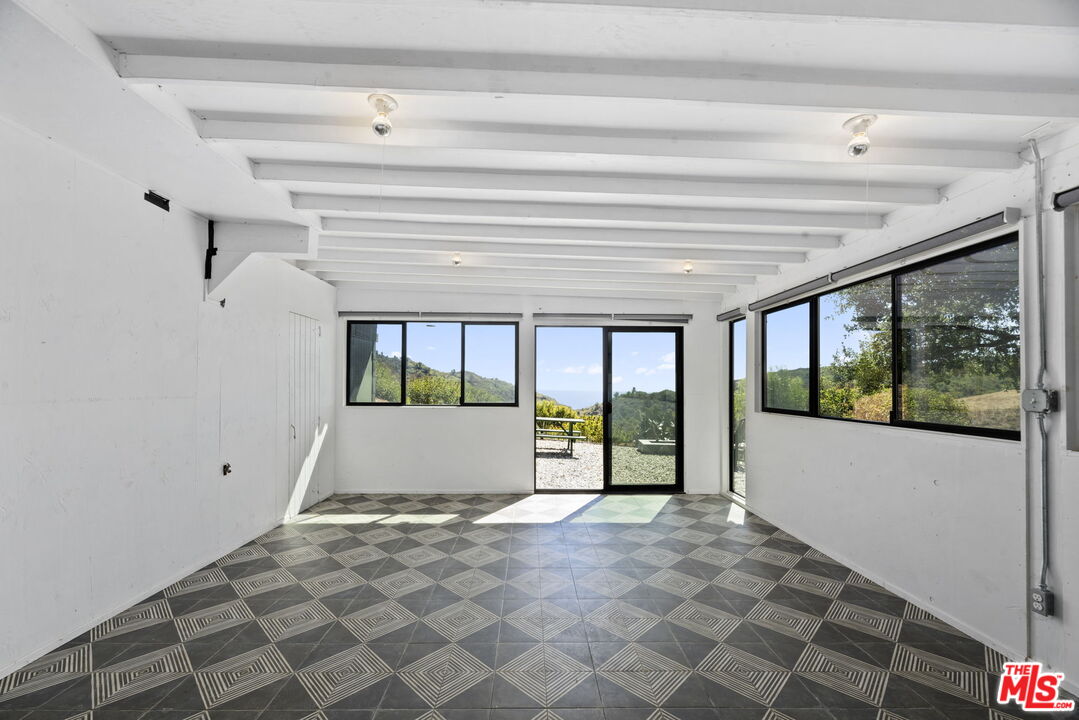3065 South Foose Road Malibu, CA 90265 - Photo 32 of 39