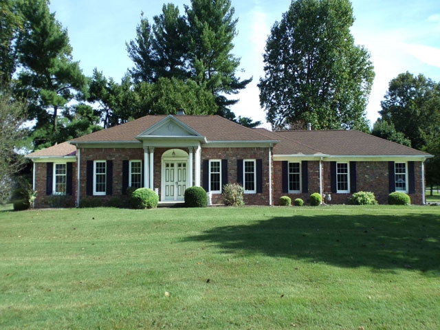 403 McKenney Road Vincennes, IN 47591 - Photo 1 of 23 Gallery Image 1