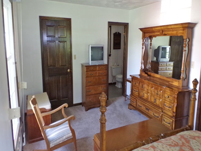 403 McKenney Road Vincennes, IN 47591 - Photo 11 of 23 Gallery Image 11