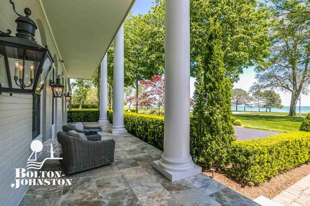 655 Lake Shore Road Grosse Pointe Shores, MI 48236 - Photo 4 of 86