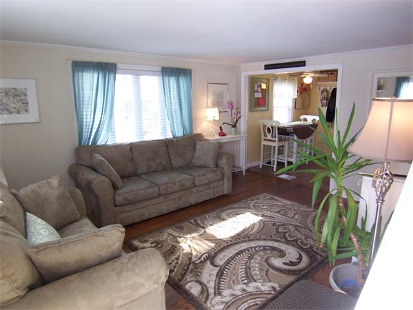7 Dogwood Road Worcester, MA 01606 - Photo 8 of 16 Gallery Image 8