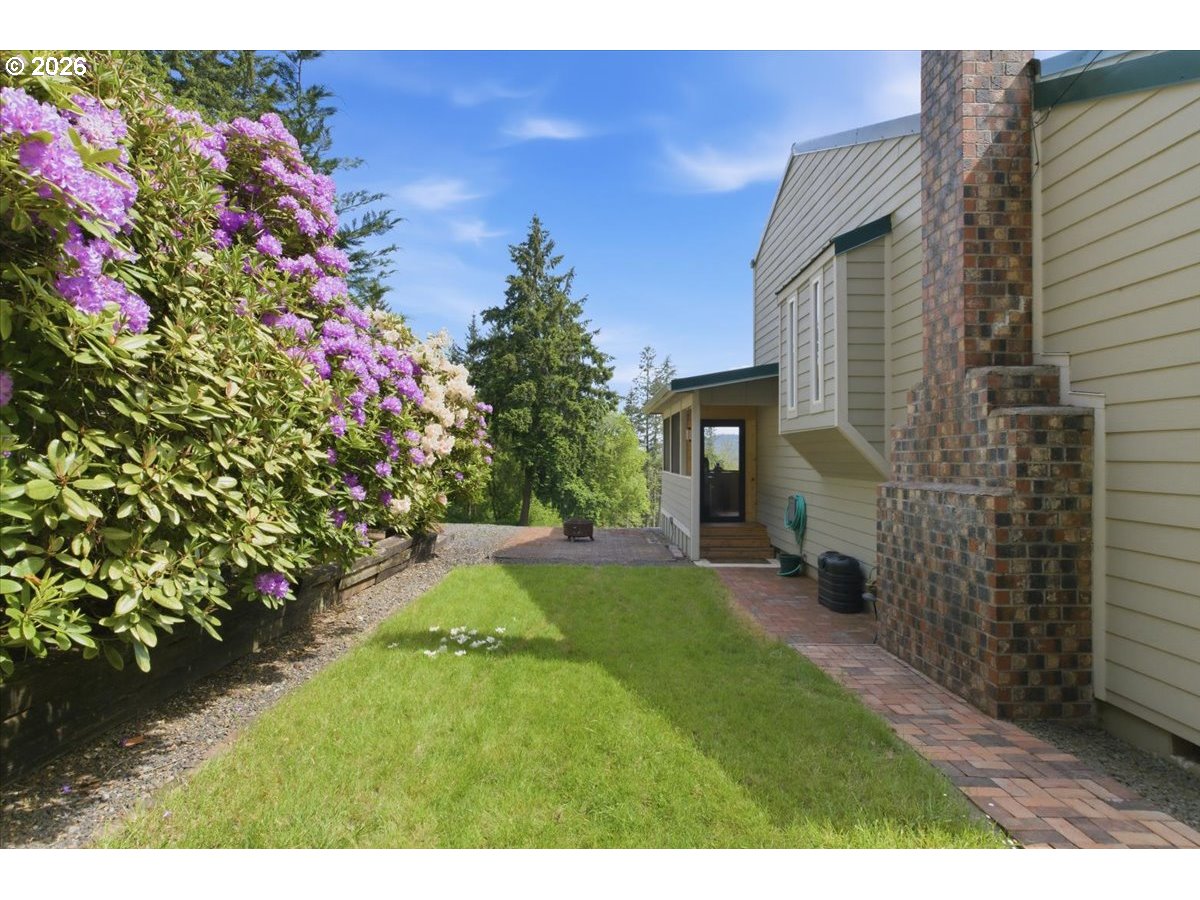 36909 Edgemont Drive Lebanon, OR 97355 - Photo 39 of 48