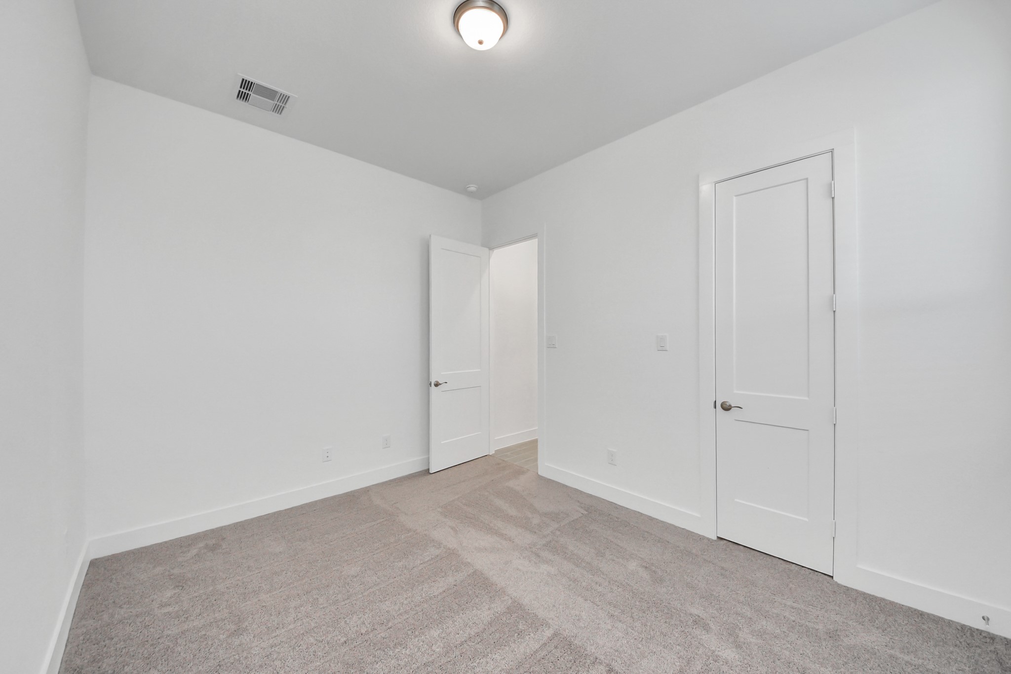 9507 Chateau Hill Manvel, TX 77578 - Photo 15 of 32 Stock Photos